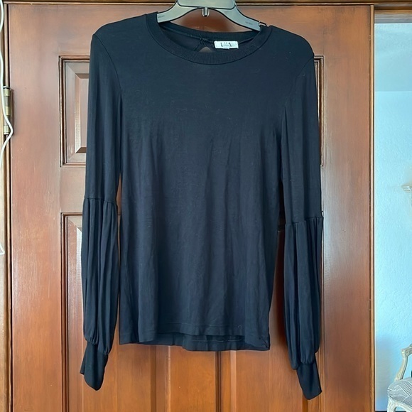 LNA Tops - LNA keyhole back Poofed sleeve crewneck top size xs